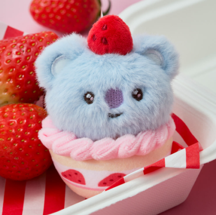 BTS 钥匙扣/挂件 - BT21 - STRAWBERRY PARTY CUSTARD STRAWBERRY TART PLUSH KEYRING